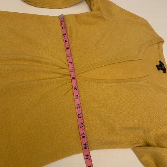 Prive 100% cashmere yellow mustard sweater S - Picture 14 of 14